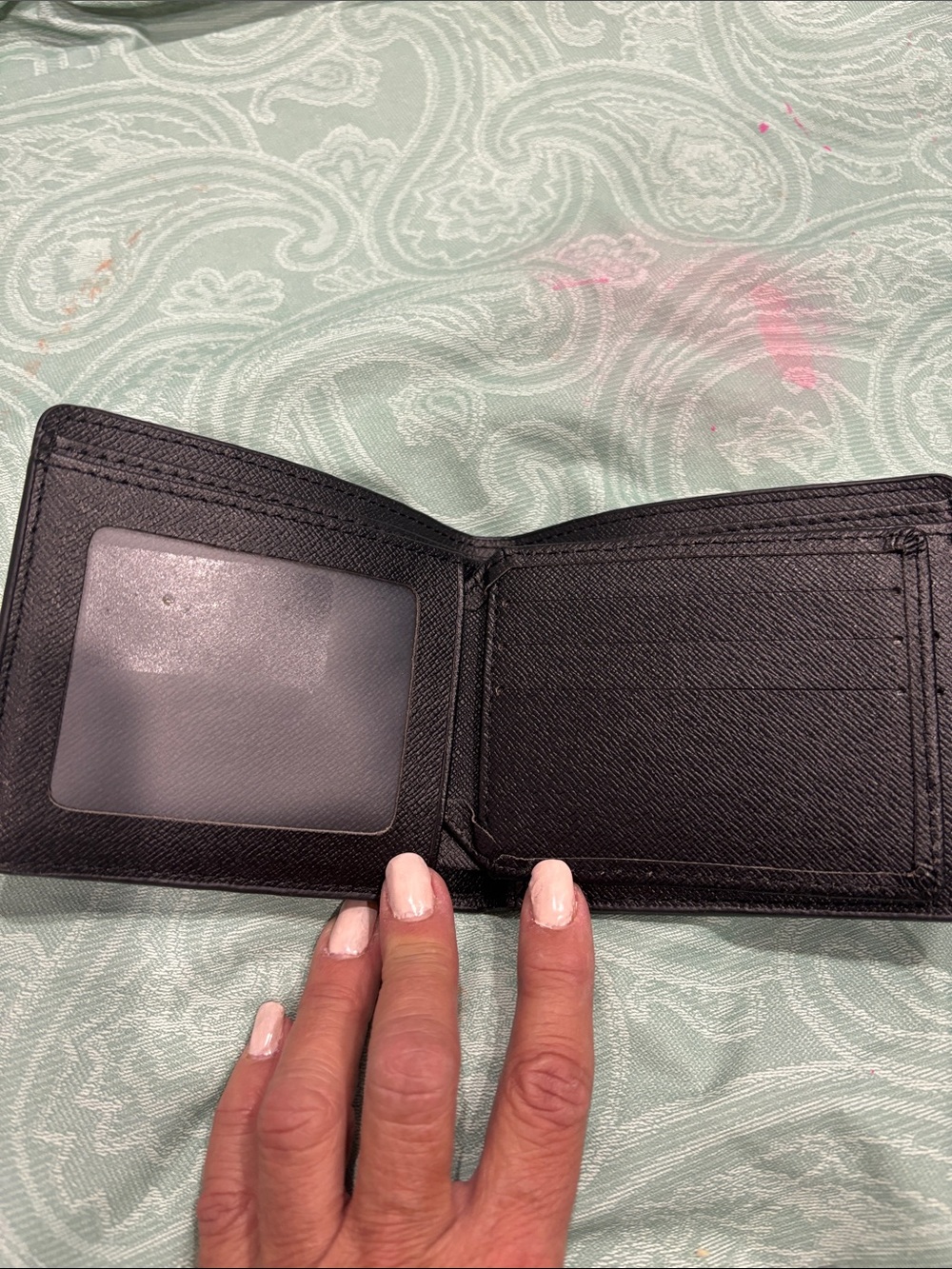 Men's Black Woven faux Leather Bi-Fold Wallet - Picture 3 of 8